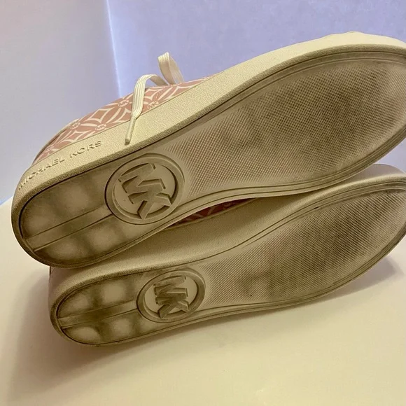 Michael Kors Low Profile Keaton Sneakers. Powder Blush Color. MK Monogram 9.5 - Picture 8 of 8